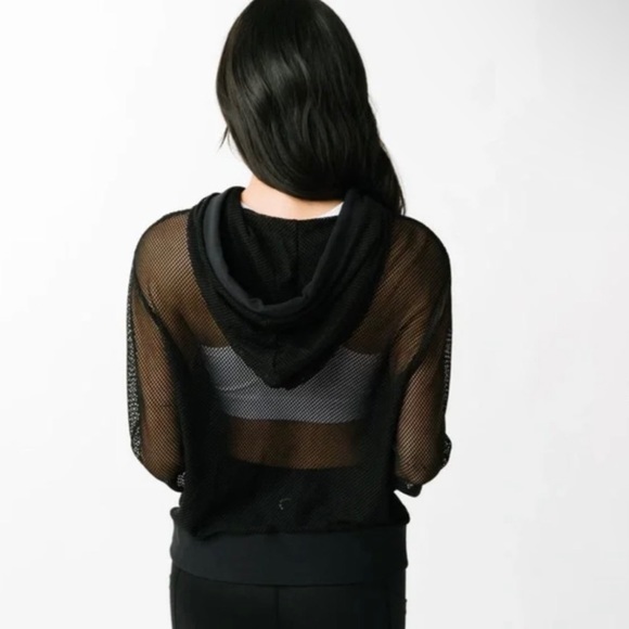 Zyia Active Winner Black Mesh Pullover Hoodie S - Picture 2 of 12